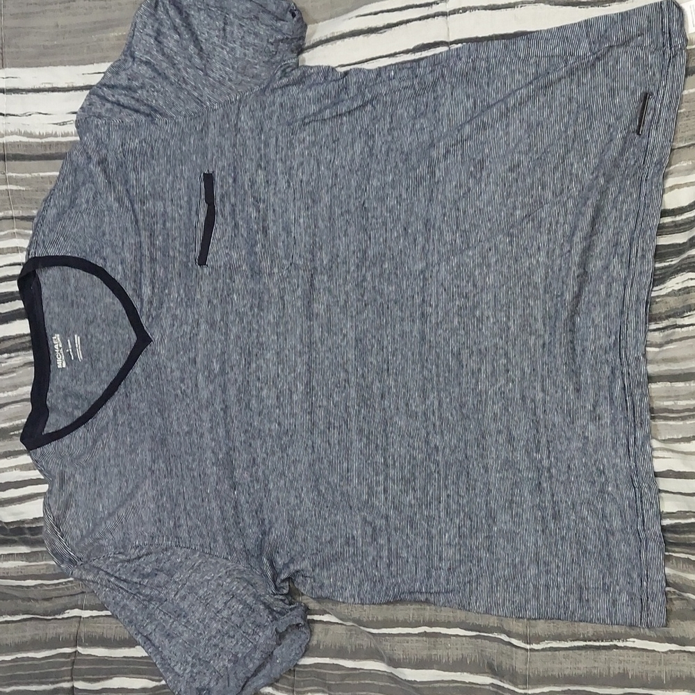 Soft men's Michael kors t-shirt size large